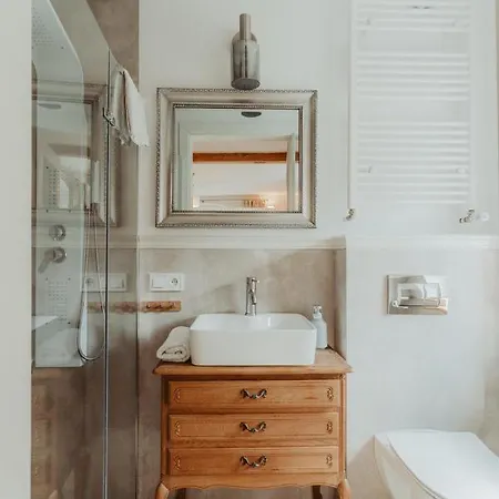 Sonnenblick בית הארחה