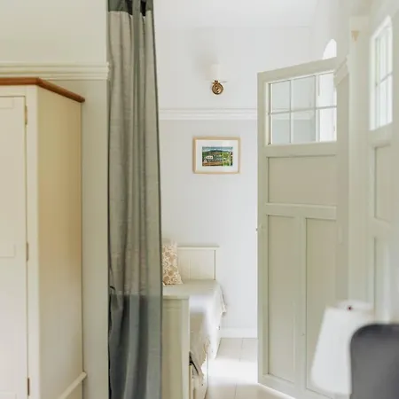 Sonnenblick בית הארחה 3*